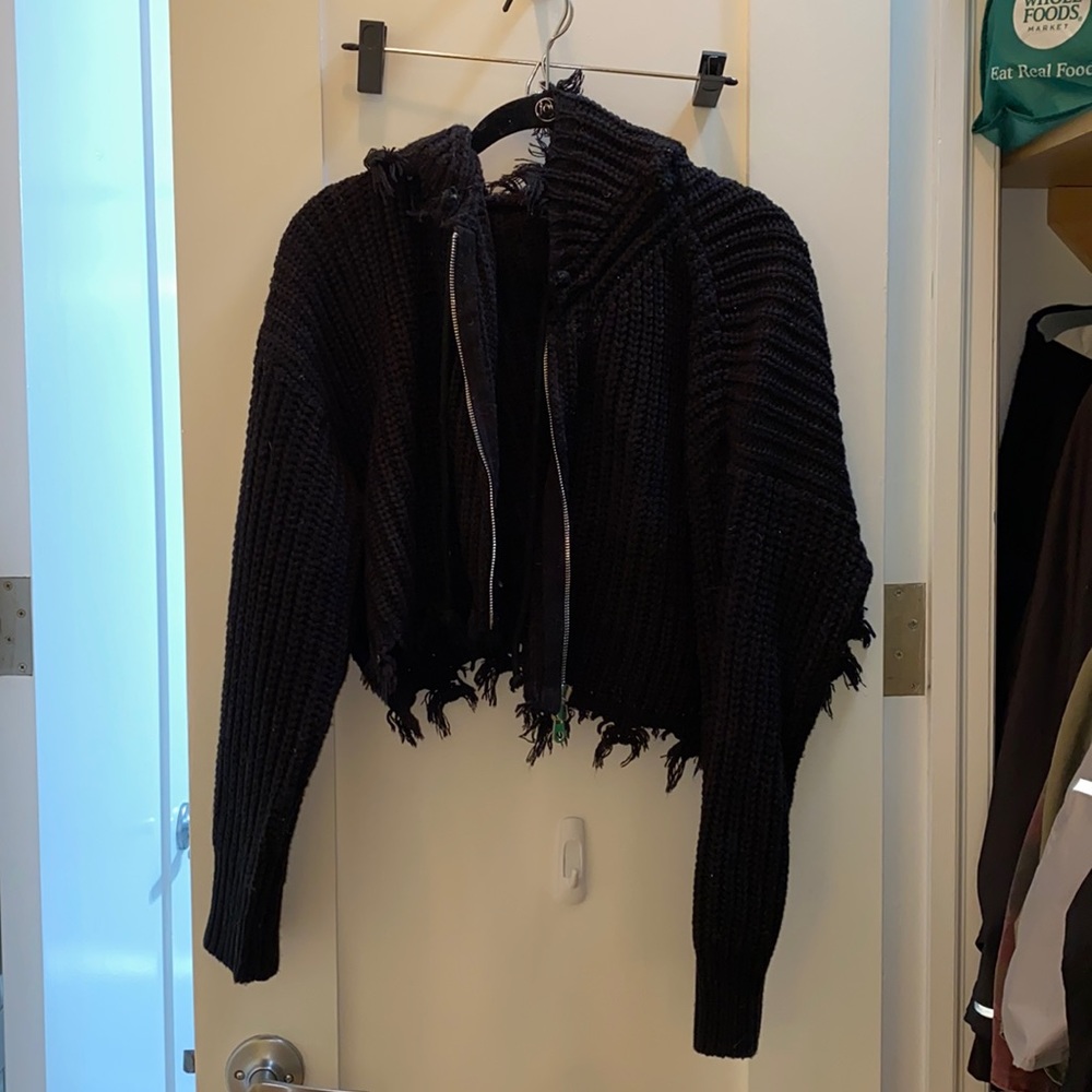 Ruve Sweater